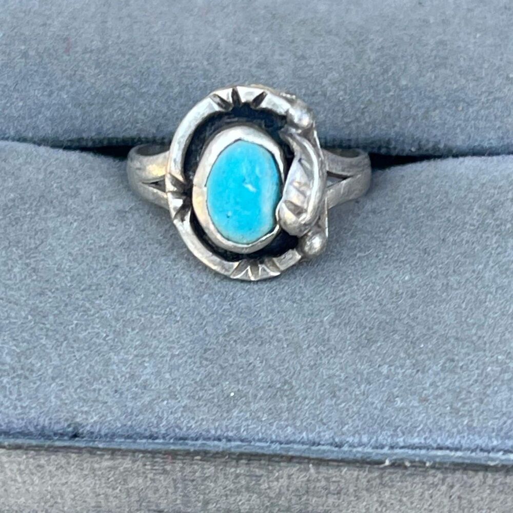 Vintage Southwestern Ring Size 6 3/4 Sterling Silver Faux Turquoise Jewelry